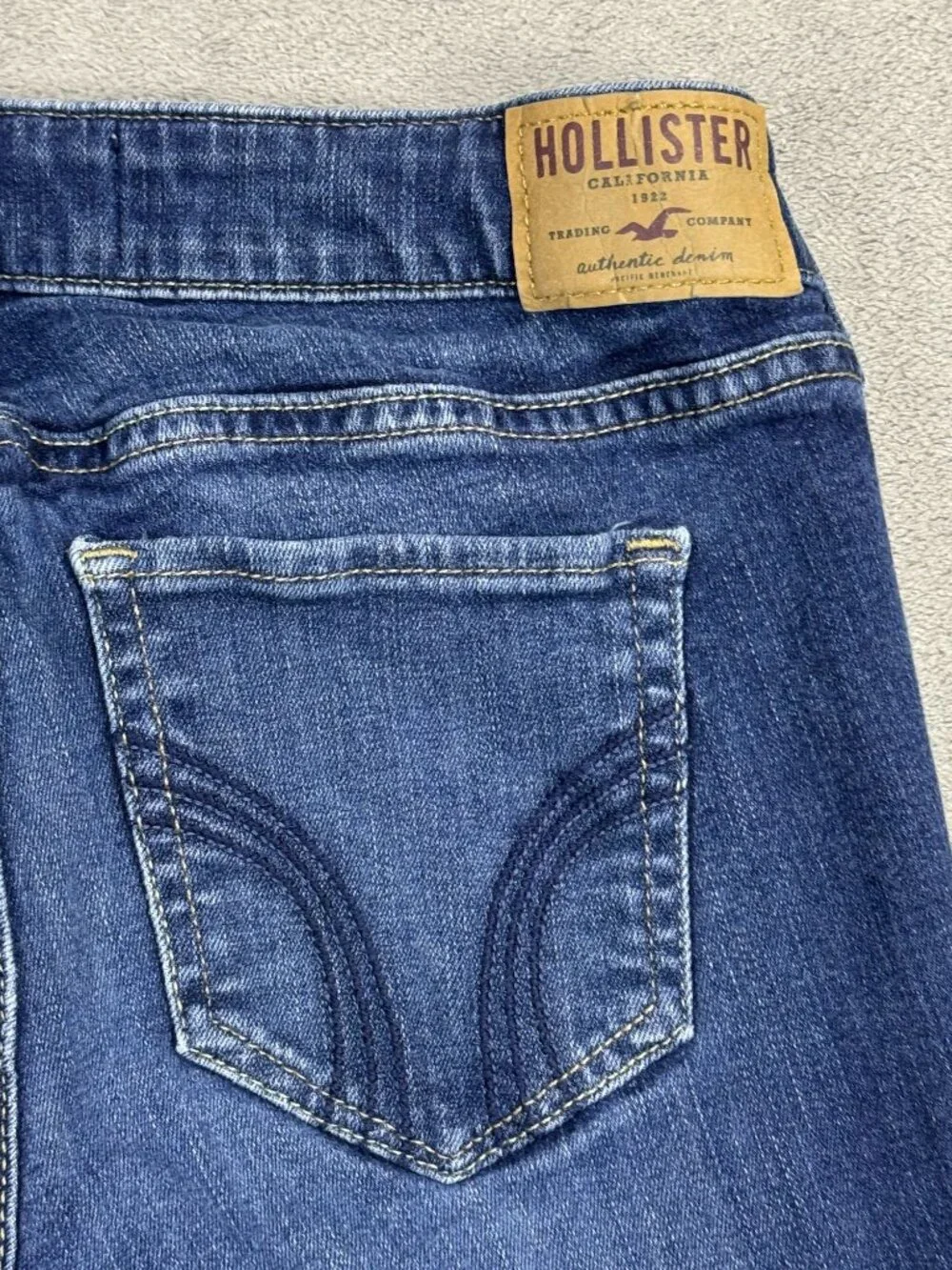 Y2K 2000s Hollister Low Rise Bootcut Jeans Womens 7R Ripped Knees Blue Stretch